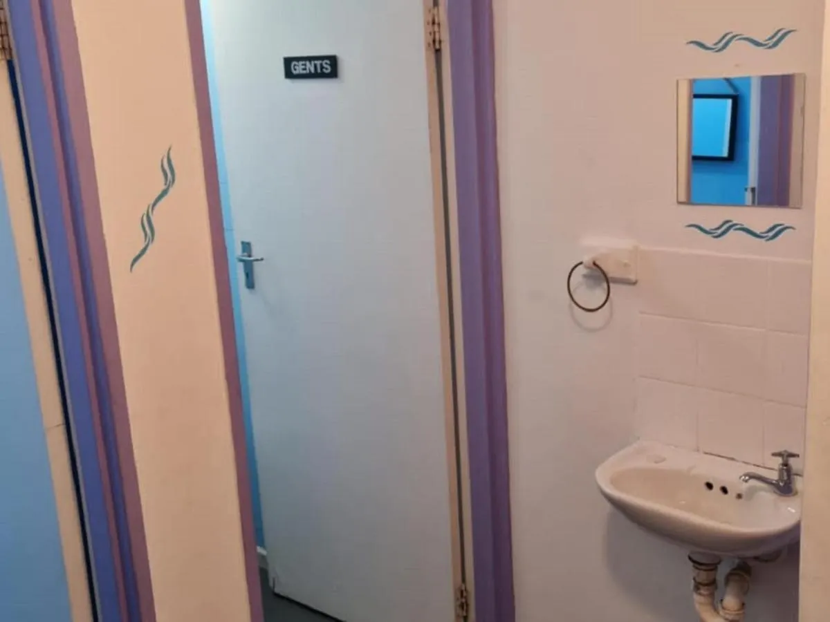 Sunset beach backpackers Bloubergstrand Hostel