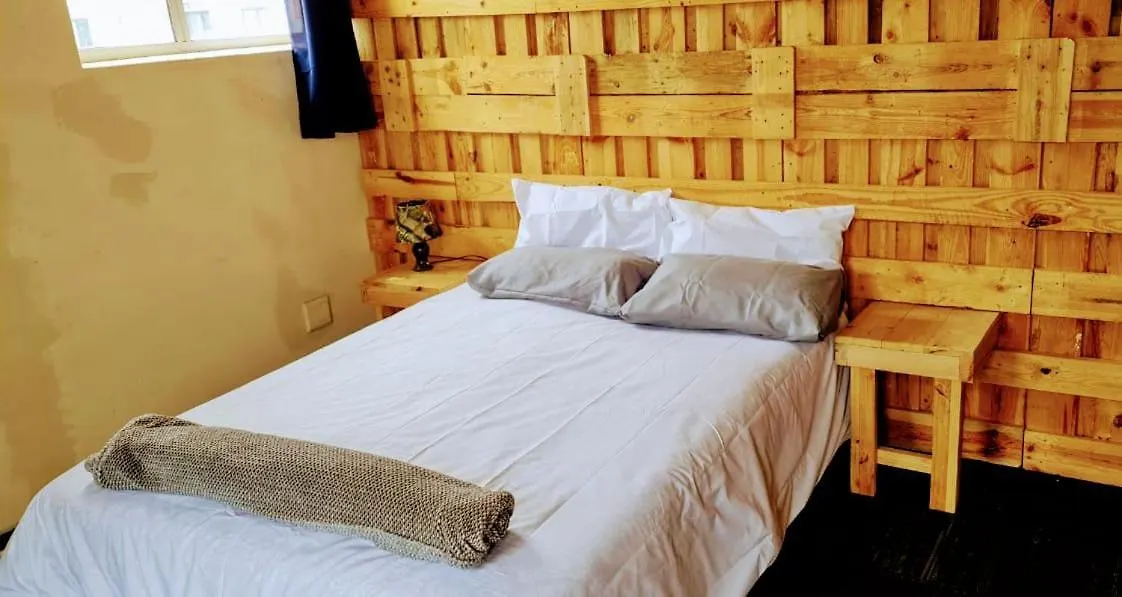 Hostel Sunset Beach Backpackers Bloubergstrand South Africa